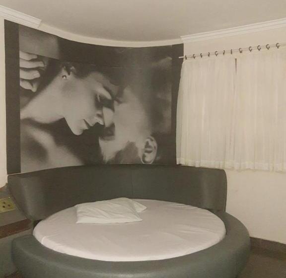 经济房, Medieval Motel E Hospedagem