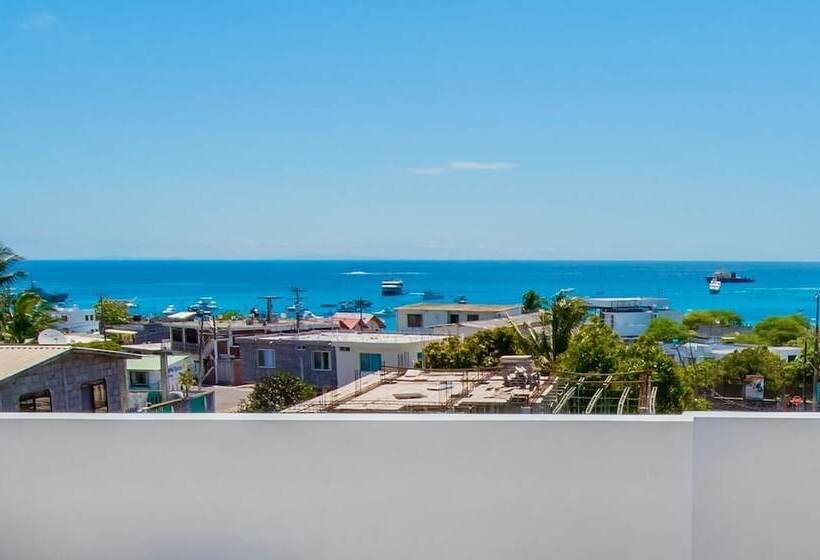 オーシャンビュージュニアスイート, Hostal Tongo Reef