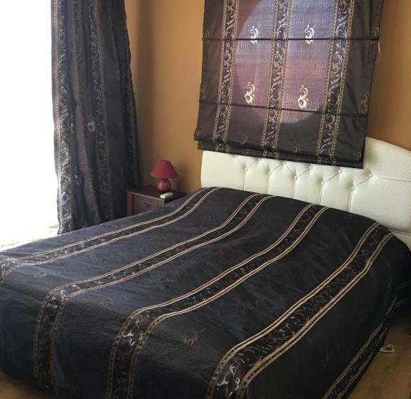 דירת שני חדרים, хотел ред