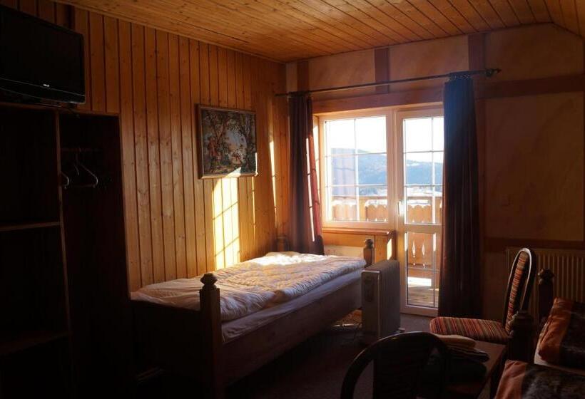 غرفة قياسية ثلاثية, Restaurant Pension Anton