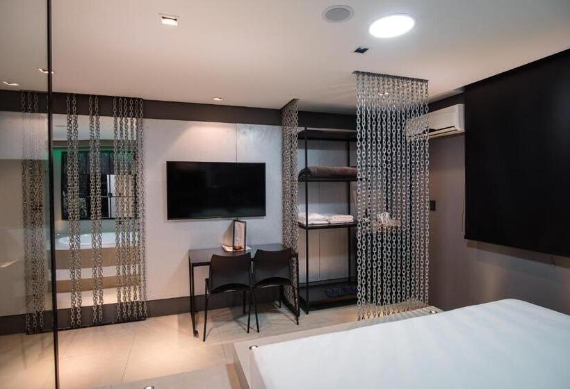 스위트 킹사이즈 침대, Motel Della Montagna