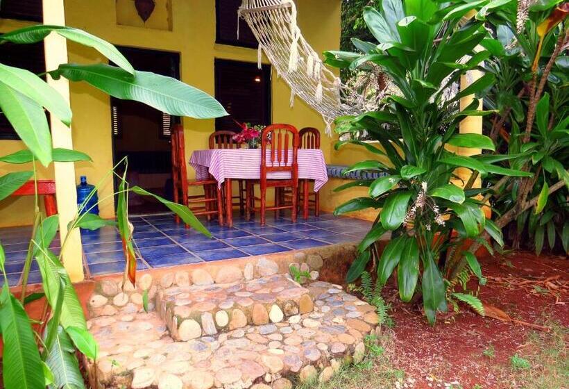 ویلای استاندارد با چشم‌انداز باغ, La Rancheta