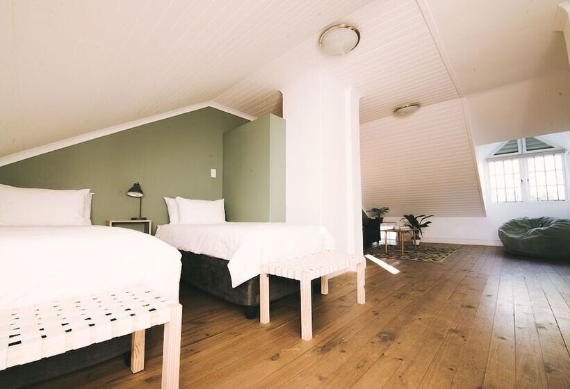 패밀리 룸, Shiraz Estate Villa & Studios