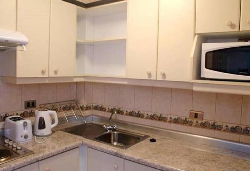 스탠다드 스튜디오, Apart Hotel Carampangue