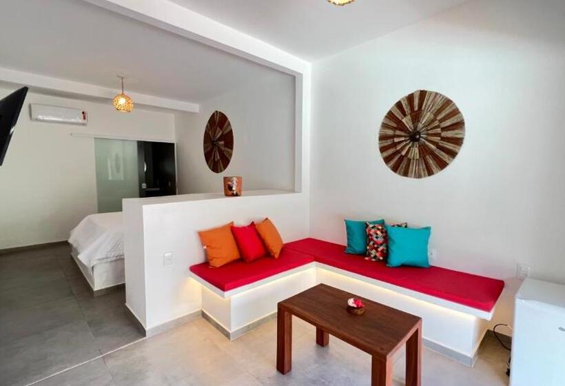 プールビュージュニアスイート, Aki Pousada