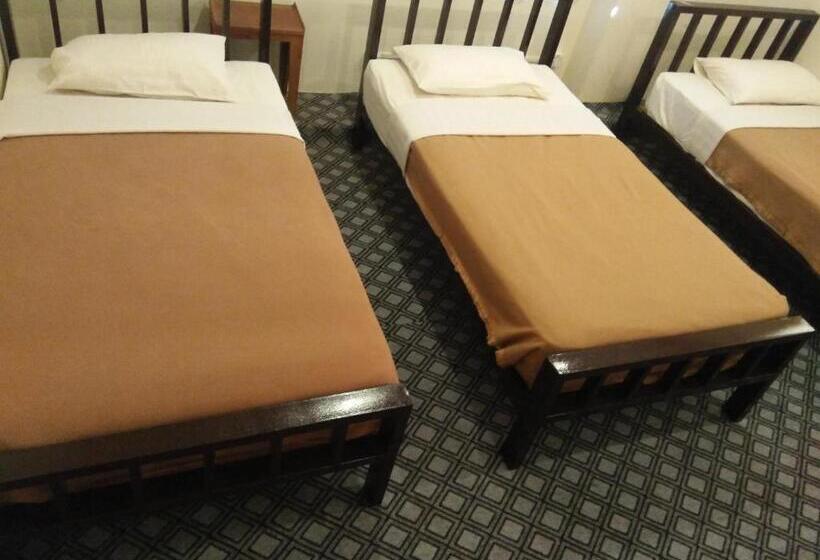 تختخواب در اتاق مشترک, Northern Breeze