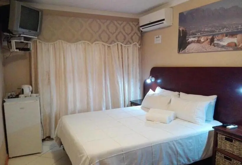 スタンダードルーム, Rainbow Guest House And Tours
