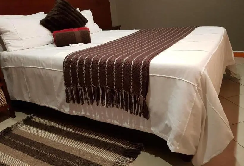 ファミリールーム, Rainbow Guest House And Tours