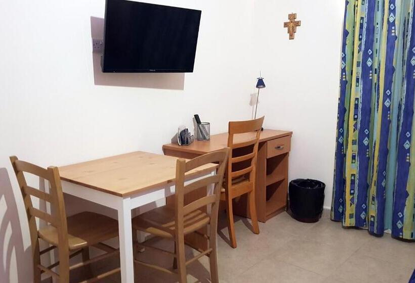 اتاق استاندارد, Rivotorto Retreat House