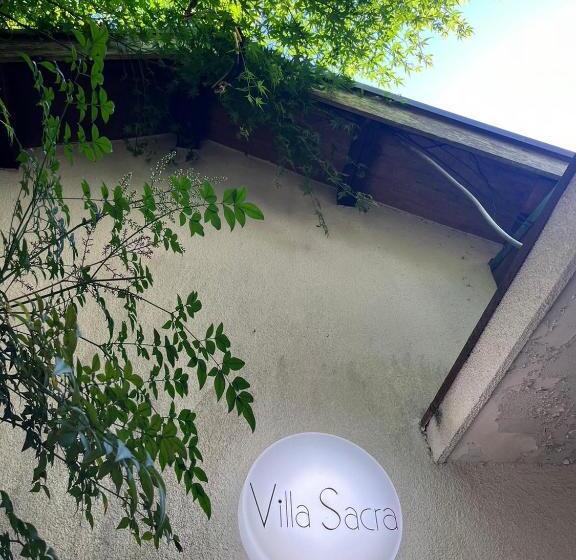 Номер Стандарт Вид на Сад, Villa Sacra ヴィラサクラ