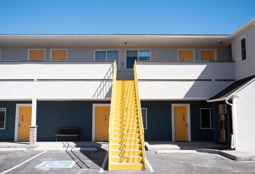 غرفة قياسية سرير كينج, Balanced Rock Inn