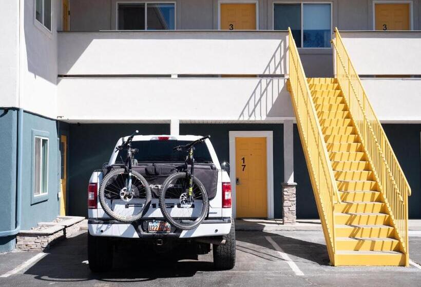 غرفة قياسية, Balanced Rock Inn