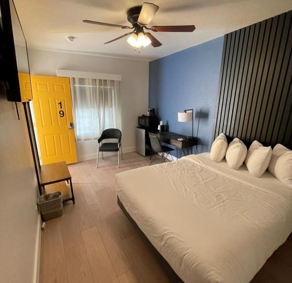 غرفة قياسية, Balanced Rock Inn