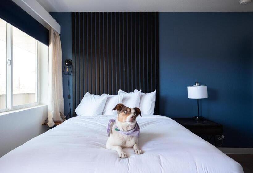 غرفة قياسية, Balanced Rock Inn