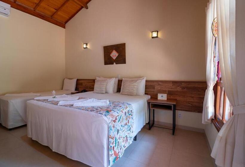 חדר לארבעה סטנדרטי עם נוף לגינה, Pousada Pé Na Terra