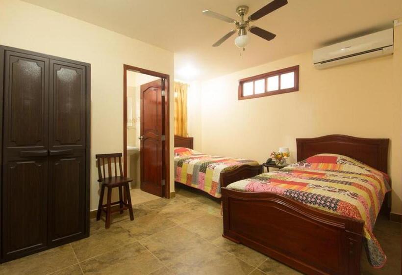 Номер Стандарт, Puerta Sol Inn