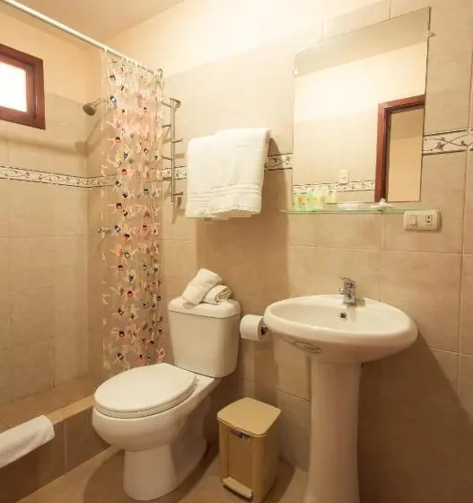 اتاق استاندارد با چشمانداز دریا, Puerta Sol Inn