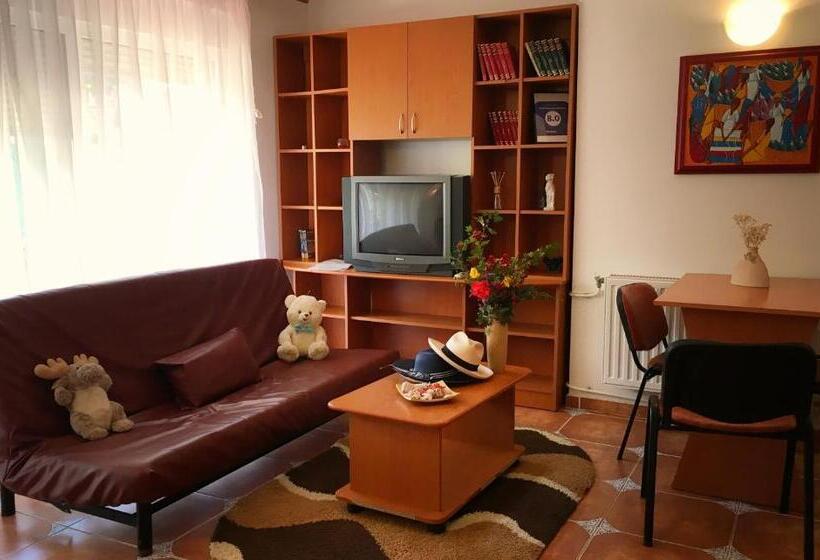 דירה בת חדר שינה 1 עם מרפסת, Club Topaz Apartments