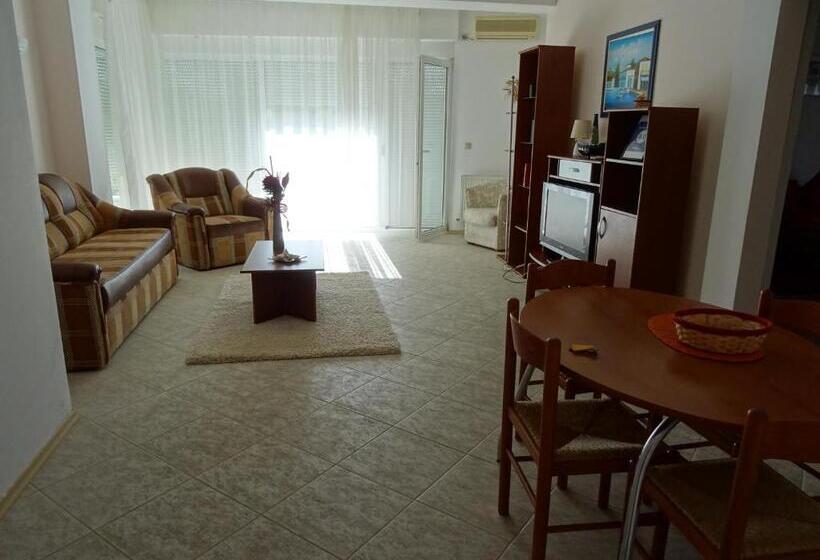 דירת 2 חדרים סופריור, Club Topaz Apartments