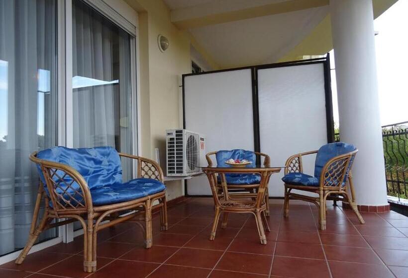 شقة سوبيريور غرفتين, Club Topaz Apartments