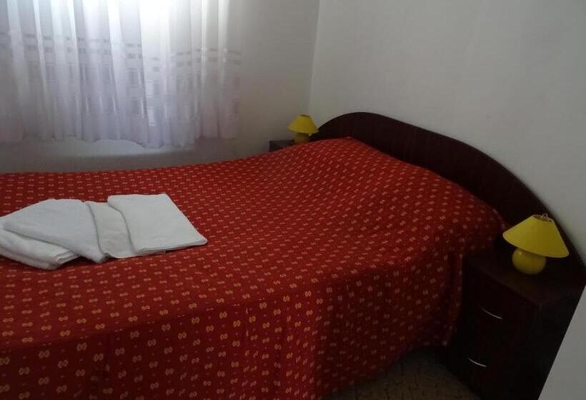 דירת שני חדרים עם מרפת, Club Topaz Apartments