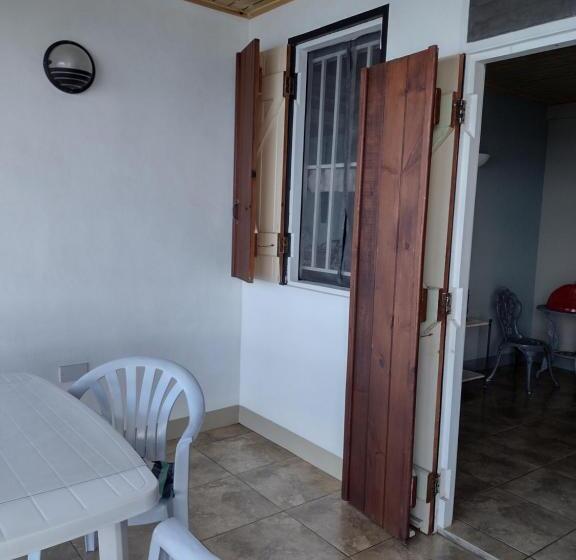 آپارتمان 1 خوابه با چشمانداز دریا, Calibishie Sandbar