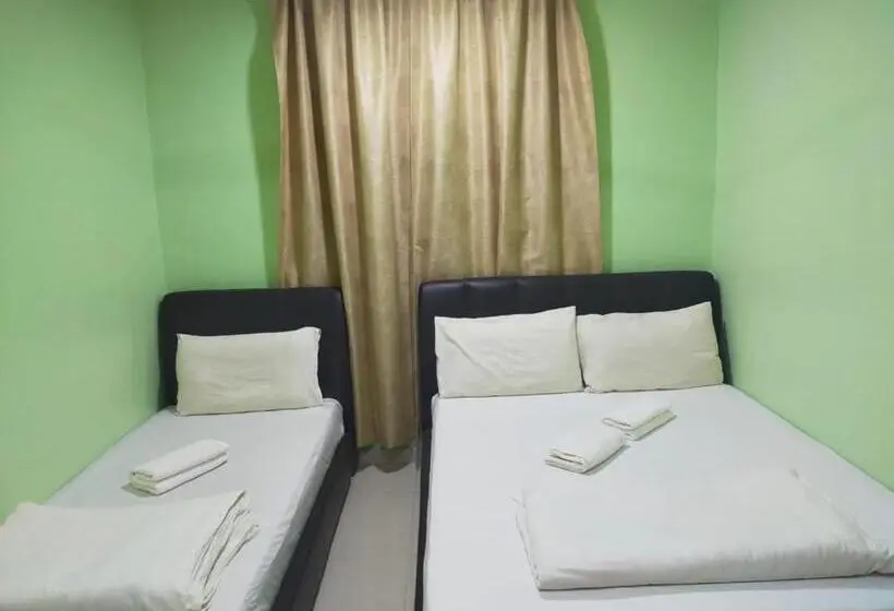 اتاق استاندارد سه نفره, Leaf Guest House
