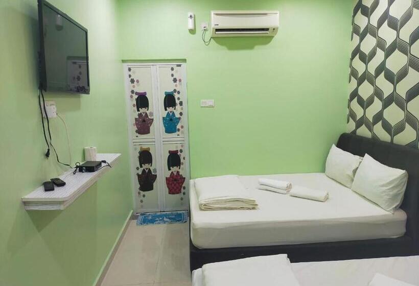 スタンダードトリプルルーム, Leaf Guest House