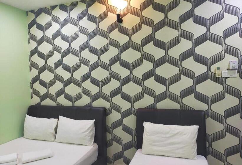 スタンダードトリプルルーム, Leaf Guest House