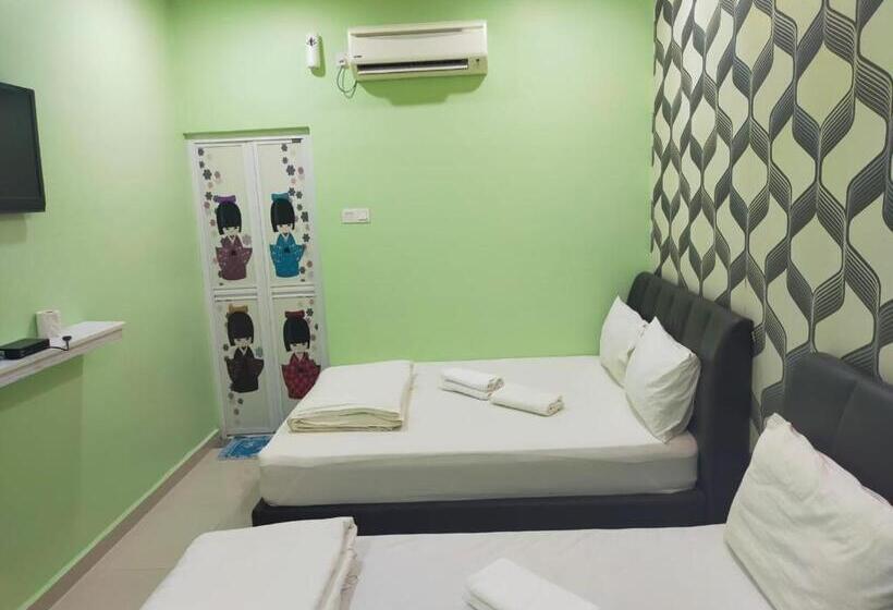 スタンダードトリプルルーム, Leaf Guest House