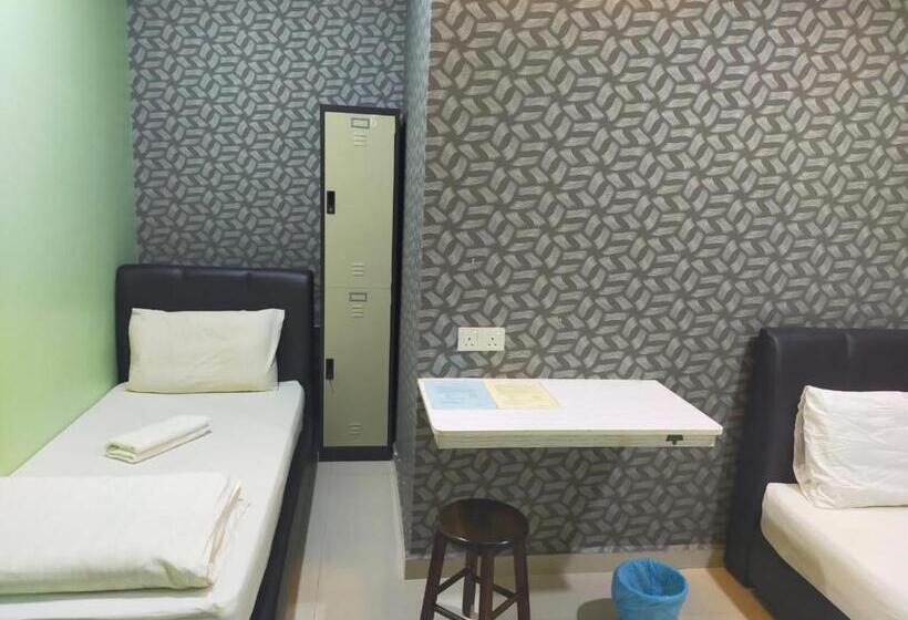 スタンダードルーム, Leaf Guest House