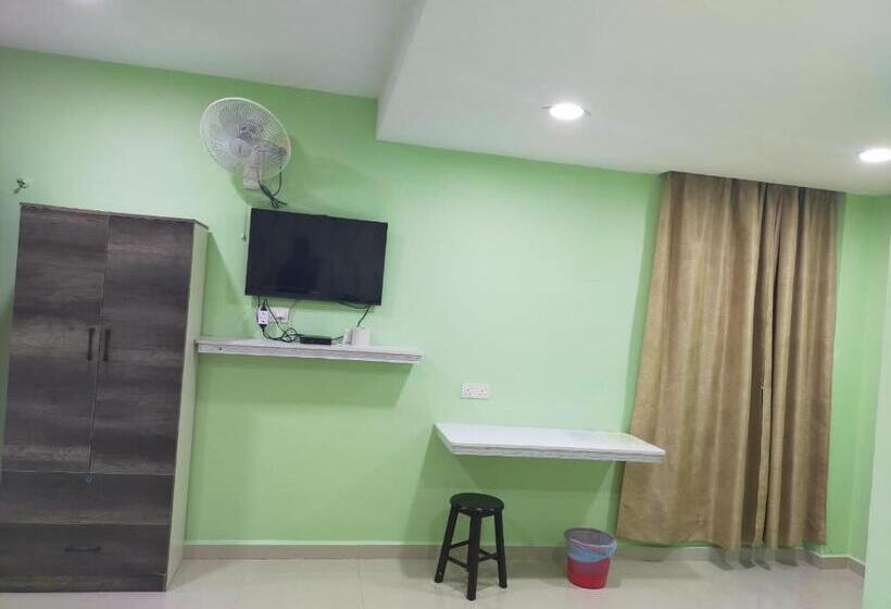 ファミリールーム, Leaf Guest House