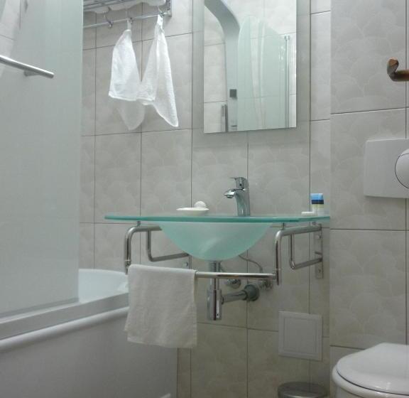 标准间, Pensiunea Cetatea Craiului