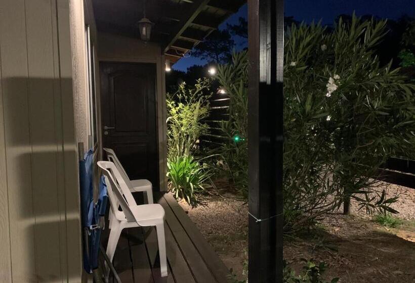 بانگلوی استاندارد, Cabañas Del Este