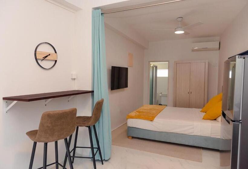 غرفة قياسية رباعية مطلة على الحديقة, Bleu De Toi Boutique