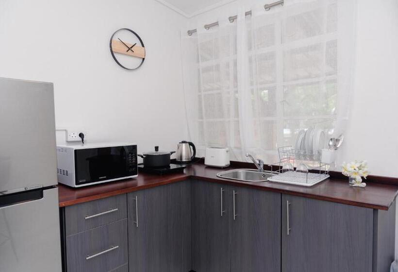 إستوديو قياسى مزودة بتراس, Bleu De Toi Boutique