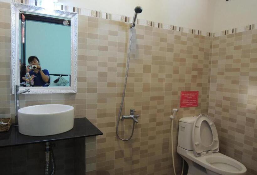 اتاق استاندارد چهار تخته, Phuong Tay Guest House