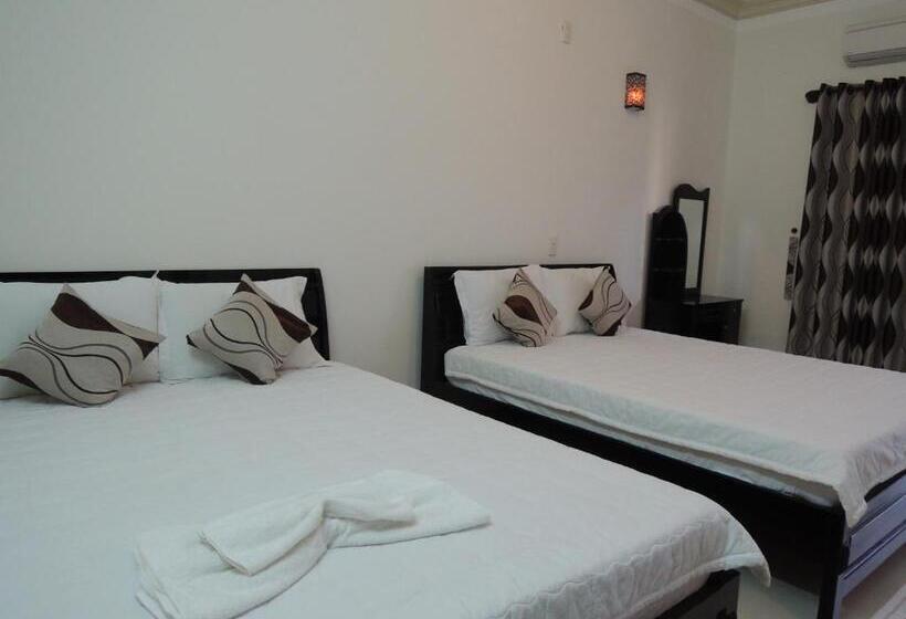 اتاق استاندارد چهار تخته, Phuong Tay Guest House