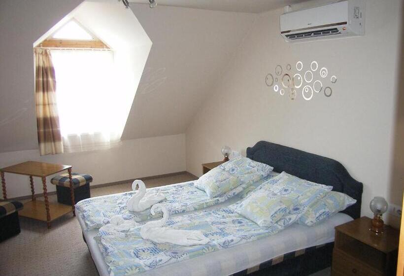 דירת חדר, Pálma Apartmanház Harkány