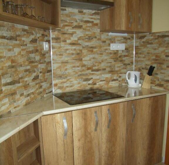 דירת חדר, Pálma Apartmanház Harkány