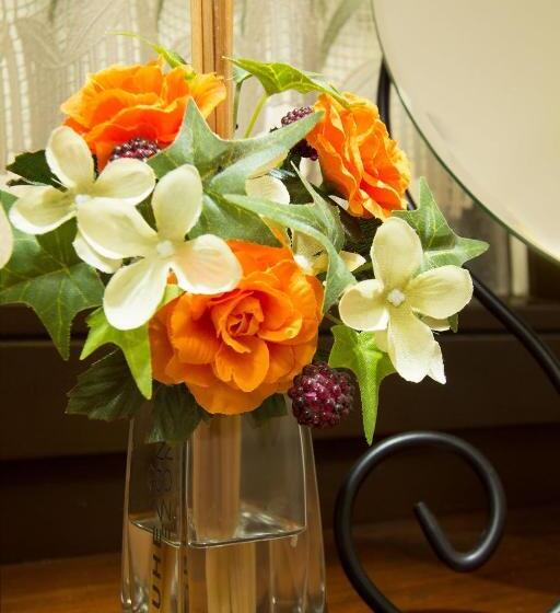 2 Bedroom Apartment Pool View, Valentina Guest House At Pintar Wine Estate