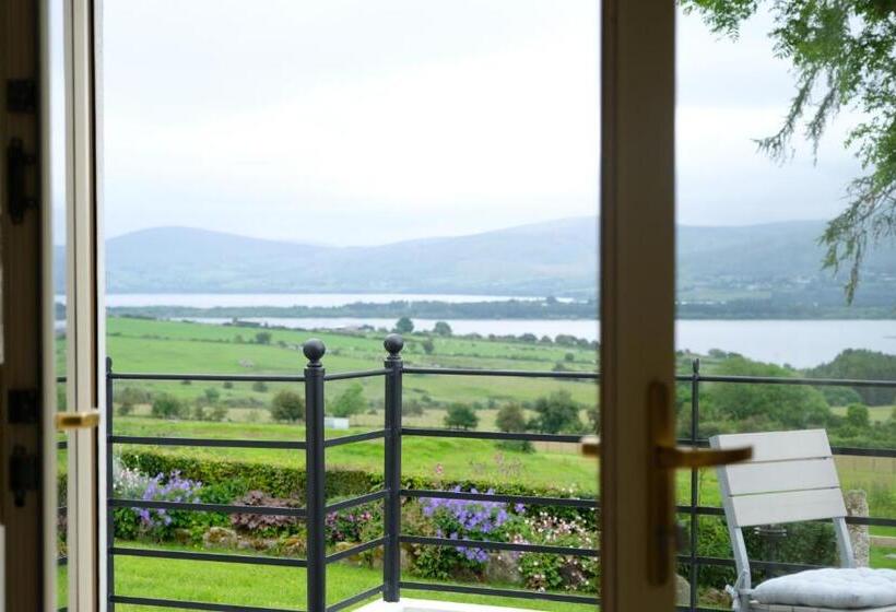 סוויטה דלוקס, Abhainn Ri Farmhouse