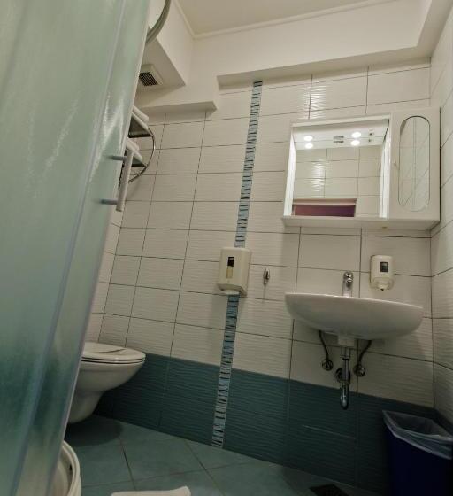 اتاق استاندارد, Guesthouse Les