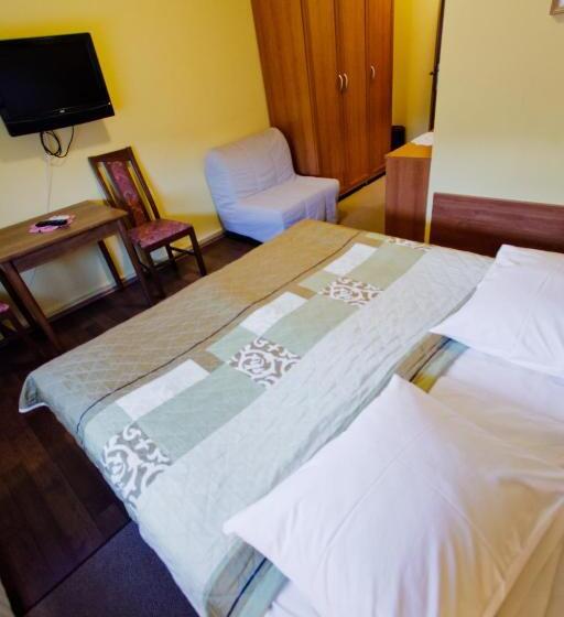 اتاق استاندارد, Guesthouse Les