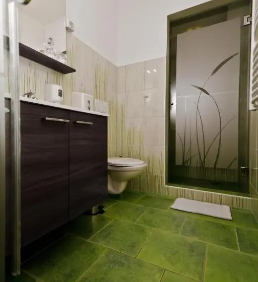 سوییت, Guesthouse Les