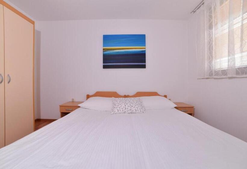 سوییت, Guesthouse Les