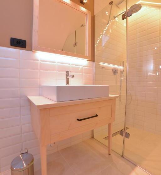 اتاق سوپریور سه تخته, Guesthouse Les