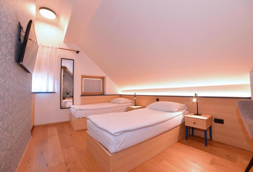 اتاق سوپریور سه تخته, Guesthouse Les