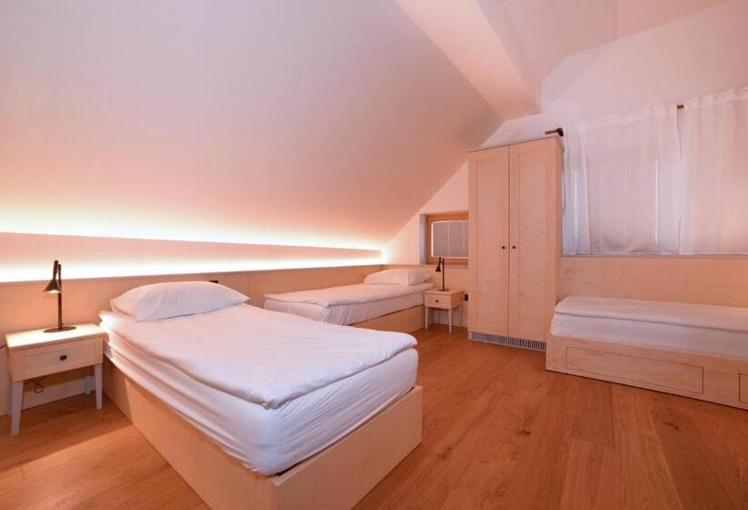 اتاق سوپریور سه تخته, Guesthouse Les