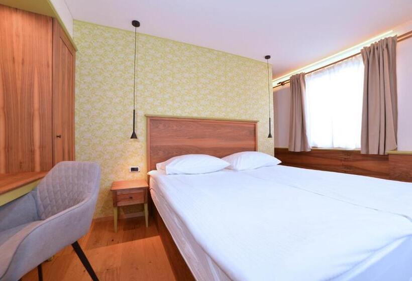 اتاق سوپریور با تخت بزرگ, Guesthouse Les